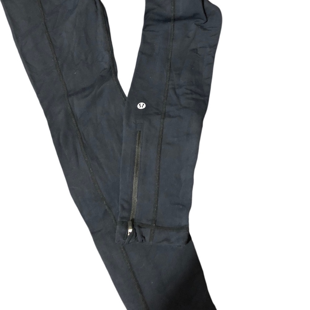 Lululemon zip in the legs leggings inseam 28 inch - Picture 3 of 5
